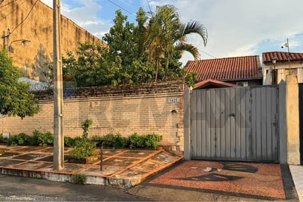 VENDO CASA CON PISCINA ZONA SAN PABLO