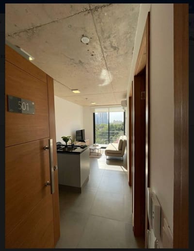 ALQUILO DEPARTAMENTO DE 1 DORMITORIO COMPLETAMENTE AMOBLADO EN EJE CORPORATIVO