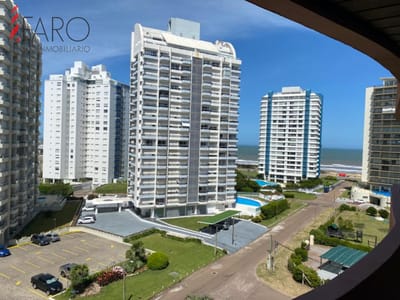 Unidad a pasos del mar