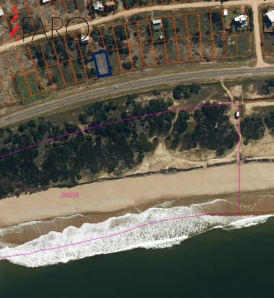 Excepcional lote sobre ruta 10, frente al mar