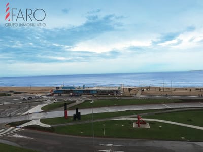 Apartamento en Mansa 3 dormitorios con balcón