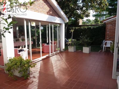 Casa en zona mansa en alquiler
