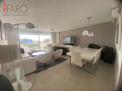 Apartamento en Punta del Este, Mansa
