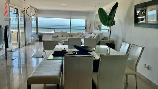 Oportunidad!! Precio reducido!!! Espectacular penthouse frente al mar playa brava Punta Del Este.