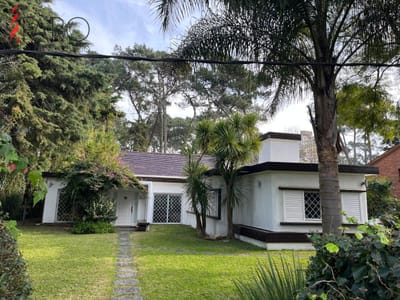 Casa en venta en Cantegril.
