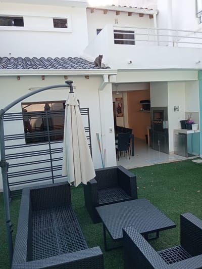  Vendo Residencia Premium Amoblada – Lambaré