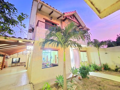 Inmueble # 407 CASA EN VENTA, Av. Virgen de Cotoca