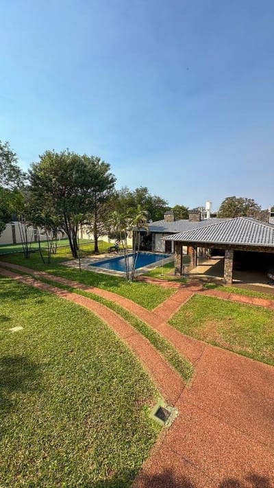 ALQUILO LUJOSA PROPIEDAD EN SAN LORENZO ZONA PINEDO