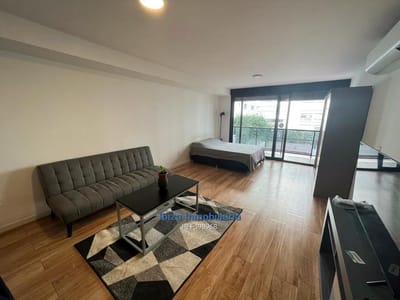 Venta con Renta Monoambiente Puerto del Buceo a metros de la Rambla