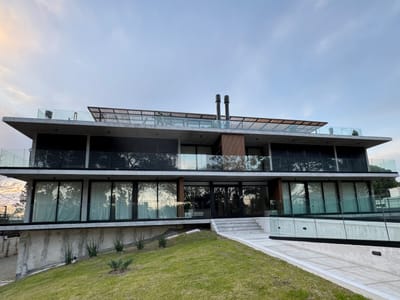 Venta de apartamento de 3 dormitorios, garaje, terraza, Carrasco