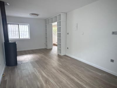 Venta Casa PH 3 dormitorios 1 baño con parrillero y garaje Carrasco
