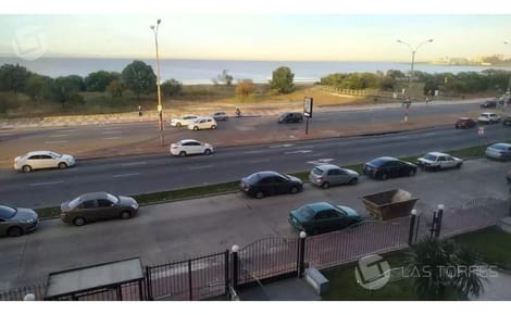 Apartamento Tres Dormitorios Con Vista Playa Malvín