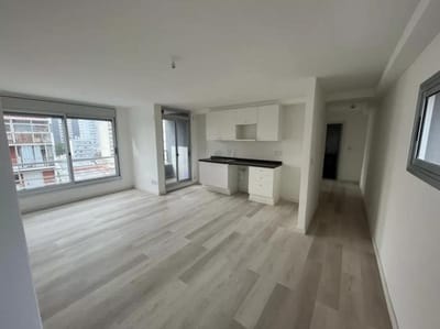Apartamento - Tres Cruces - Contrafrente,