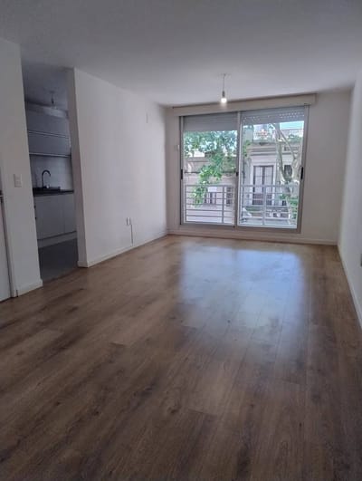 Apartamento en alquiler c/ cochera en Centro