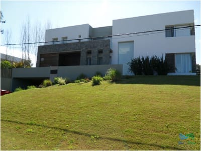 IMPERDIBLE OPORTUNIDAD EN VENTA Y ALQUILER!!!