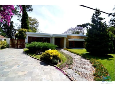 En venta y  alquiler de temporada... Espectacular casa en paradas de la mansa!