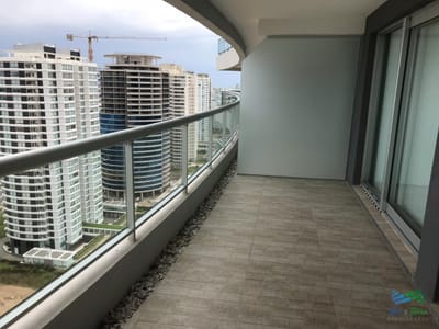 Para brillar en la Parada 10 de Playa Brava - Apartamento de 2 dormitorios en suite