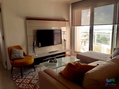 Apartamento en Roosevelt, 2 dormitorios, edificio con servicios, temporada 2025