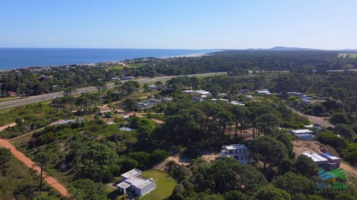 Vendo terreno en Club del lago proximo al mar
