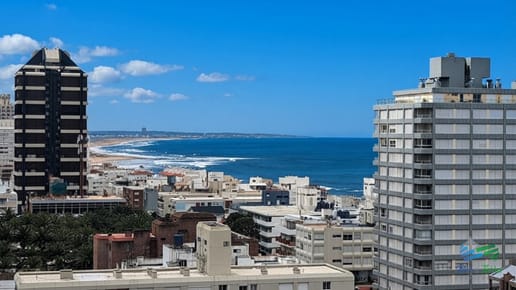 En venta apartamento 2 dormitorios con vista al mar y puerto, Peninsula, Punta del Este