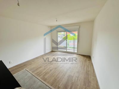 Departamento en venta de 3 ambientes en Aguada