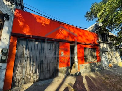 Casa en venta de 11 ambientes en La Comercial