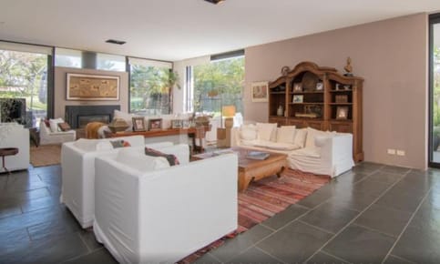 Moderna Casa En Lomas Con Renta.