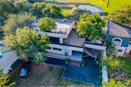 VENDO RESIDENCIA A METROS DEL YACHT Y GOLF CLUB