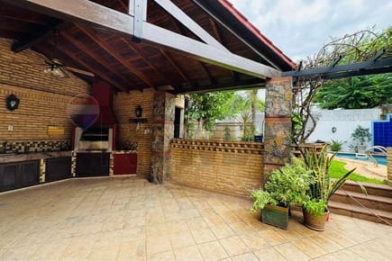 Exclusiva Residencia en Lambaré en venta