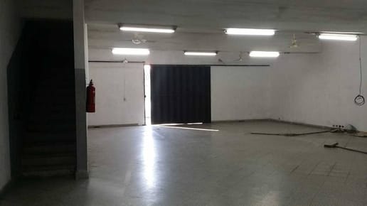 EN VENTA DEPOSITO CON OFICINAS EN EL CENTRO DE ASUNCION