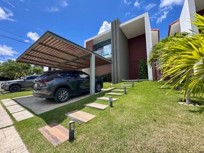 CASA EN VENTA  ZONA NORTE BOSQUES DE LA COLINA