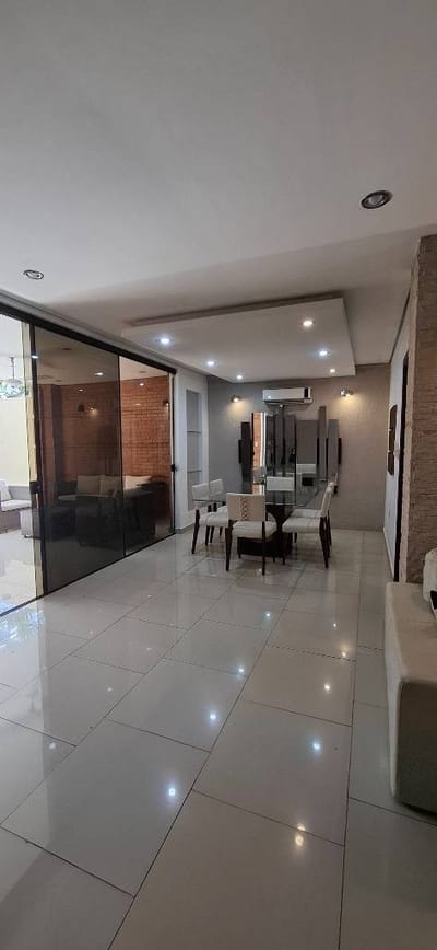 ALQUILO DUPLEX SEMIAMOBLADO EN LOS LAURELES 