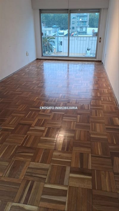 alquiler apartamento Parque Rodó 2 dormitorios garaje