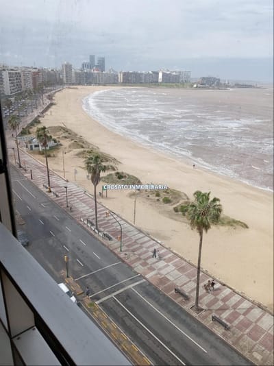 apartamento en Rambla de Pocitos 3 dormitorios servicio garaje