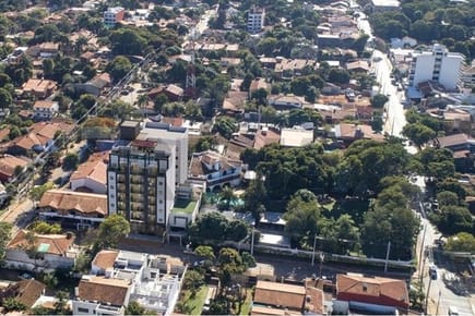 Venta de Departamento - Los Laureles Edif. COMARCA