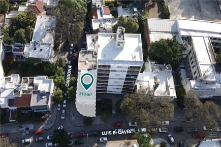 Venta de Terreno en Pocitos con doble frente en esquina