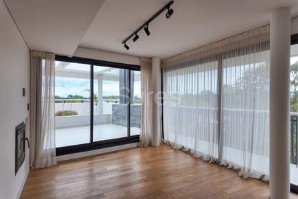 Venta de penthouse de 3 dormitorios y terraza, Carrasco - Proa