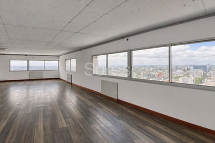 Alquiler de oficina con garaje ubicada en la Torre El Gaucho, Cordón,