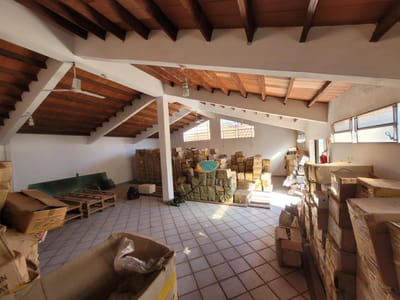 Vendo amplia residencia en Barrio San Vicente