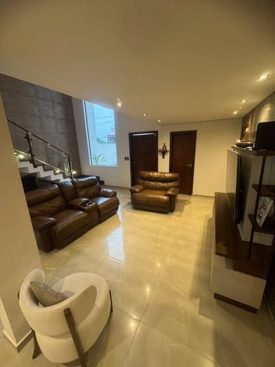 Disponible: Casa en Fernando de la Mora zona norte