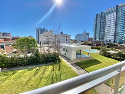 ALQUILER TEMPORARIO APARTAMENTO DE 1 DORMITORIO EN EDIFICIO ONIX PUNTA DEL ESTE