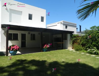 ALQUILER TEMPORARIO DE CASA DE 3 DORMITORIOS EN LA BARRA PUNTA DEL ESTE