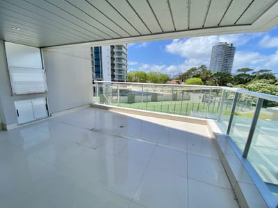 VENTA DE APARTAMENTO DE 2 DORMITORIOS EN MIAMI BOULEVARD PUNTA DEL ESTE