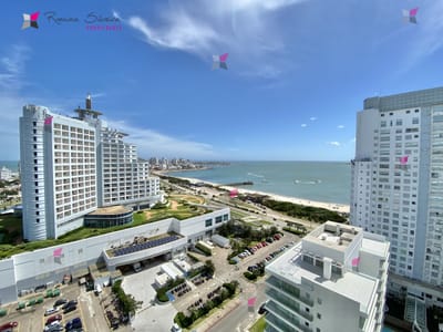 ALQUILER TEMPORARIO DE APARTAMENTO DE 2 DORMITORIOS EDIFICIO SEASON TOWER
