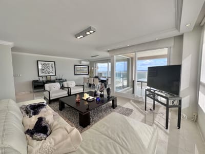 VENTA APARTAMENTO 3 DORMITORIOS EDIFICIO LE JARDIN