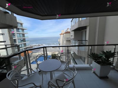VENTA DE APARTAMENTO DE 2 DORMITORIOS EN PPENINSULA PRIMERA LINEA