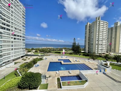 VENTA DE APARTAMENTO DE 3 DORMITORIOS FRENTE AL MAR EN MANSA PUNTA DEL ESTE
