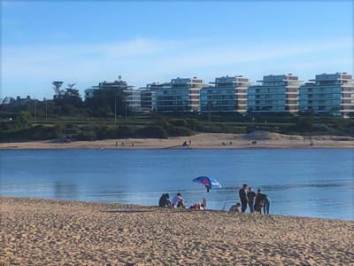 VENTA APARTAMENTO 3 DORMITORIOS EDIFICIO TIBURON TERRAZAS BARRA