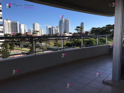 Proximo a las dos playas con todos los amenities 3 dormitorios