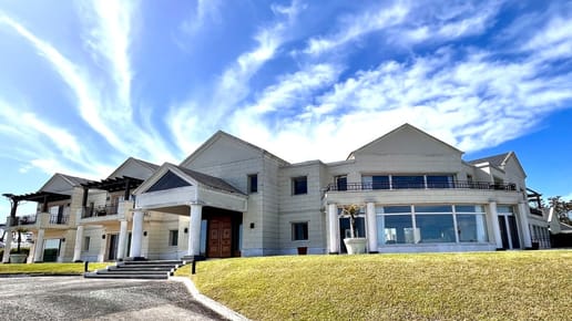 Venta Exclusiva mansion en playa mansa
